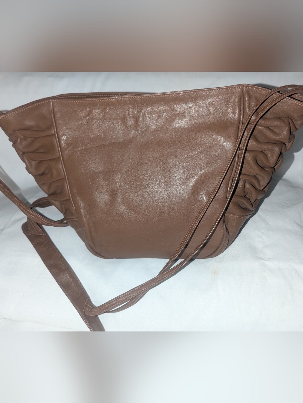 Vintage Ruffle-Accent Shoulder Bag in Brown Made In Italy